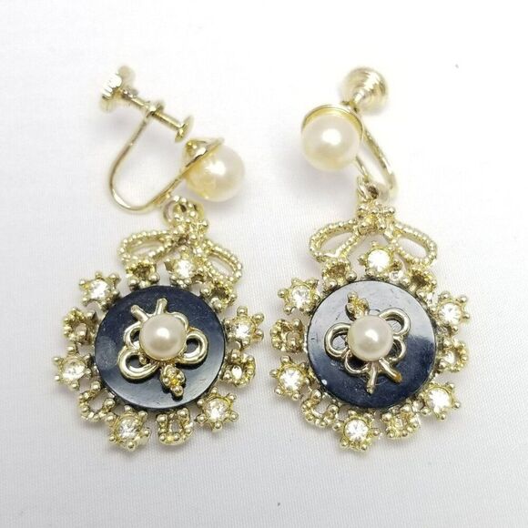 Vintage Black and Gold Tone Faux Pearl Dangle Clip On Earrings, Screw Backs - Picture 8 of 8